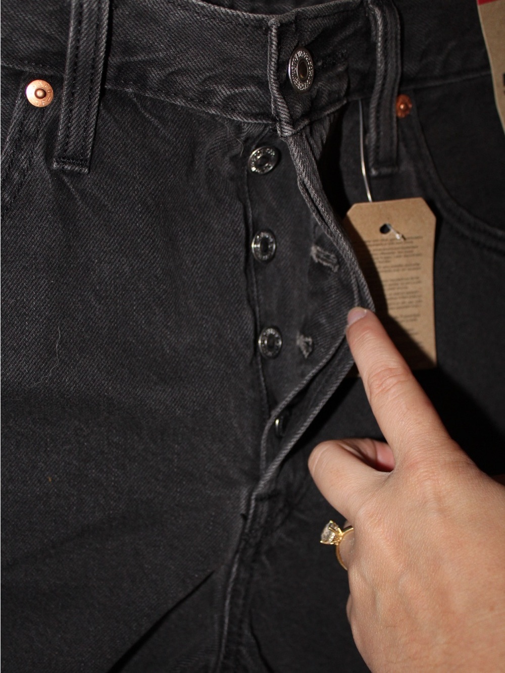 Levi's Black Women's 501 High-Rise Cutoff Denim Shorts - Picture 3 of 4
